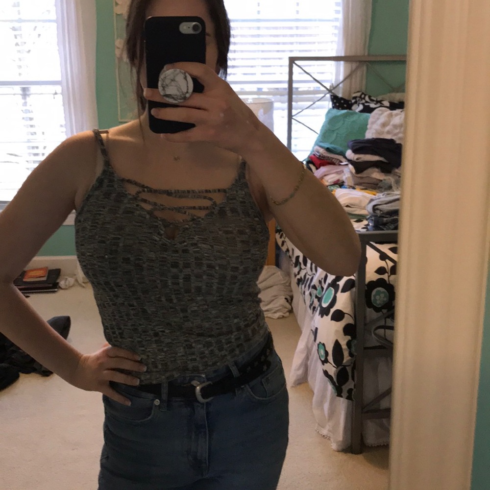 American Eagle gray cross neck tank sz s